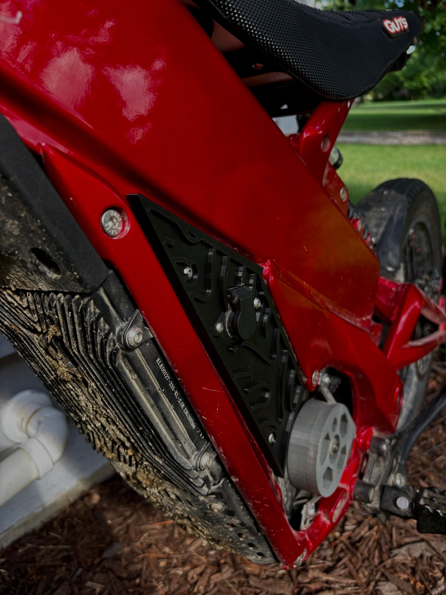 Talaria X3 Supermoto Pattern Multicolor/ plain side plastics